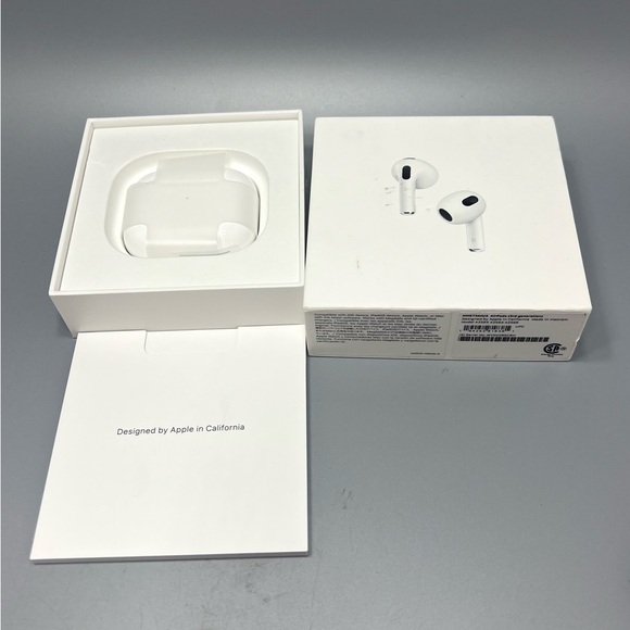 Apple AirPods 3rd Generation New Unused Open Box - Picture 3 of 9